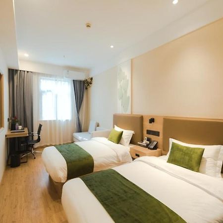 Greentree Inn Shanghai Huangxing Park Subway Station Express Hotel Εξωτερικό φωτογραφία
