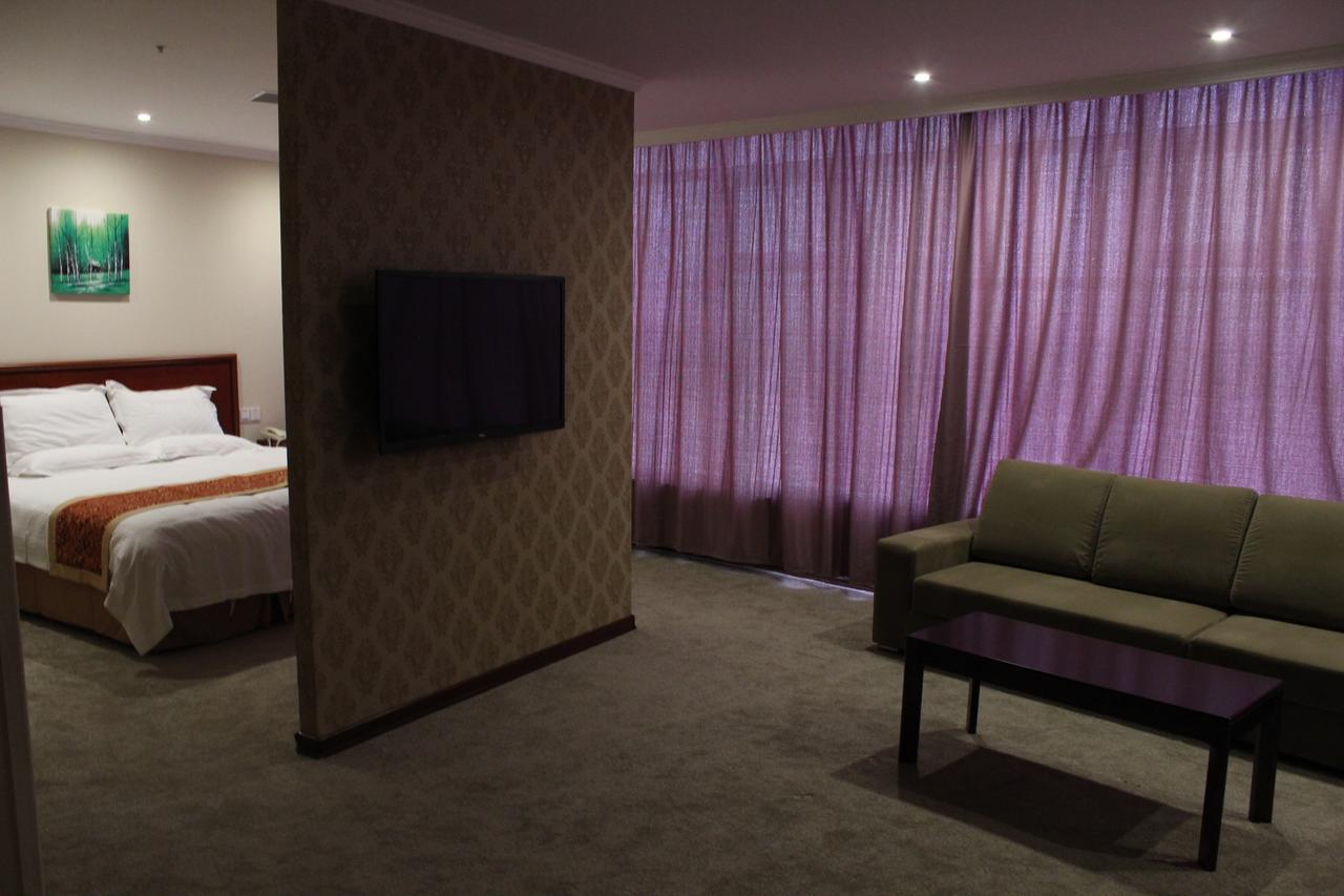 Greentree Inn Shanghai Huangxing Park Subway Station Express Hotel Εξωτερικό φωτογραφία