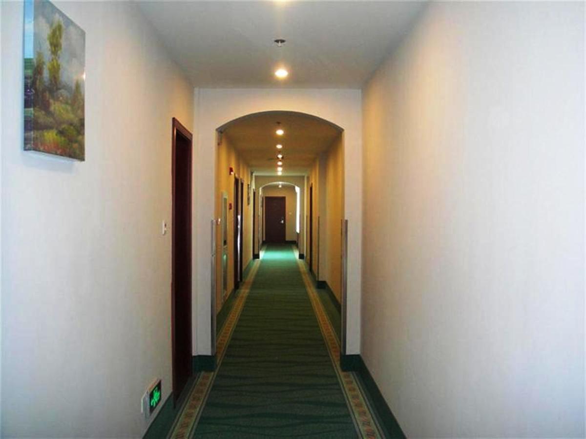 Greentree Inn Shanghai Huangxing Park Subway Station Express Hotel Εξωτερικό φωτογραφία
