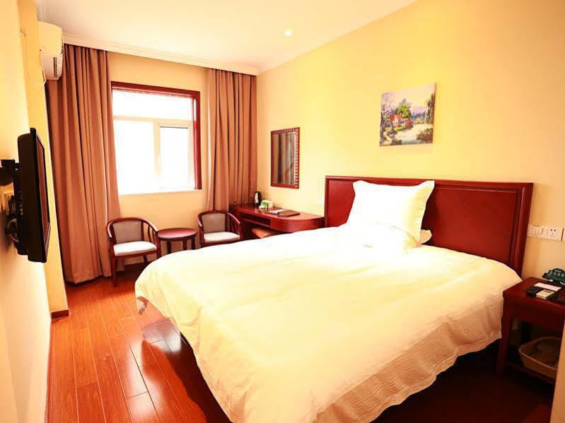 Greentree Inn Shanghai Huangxing Park Subway Station Express Hotel Εξωτερικό φωτογραφία